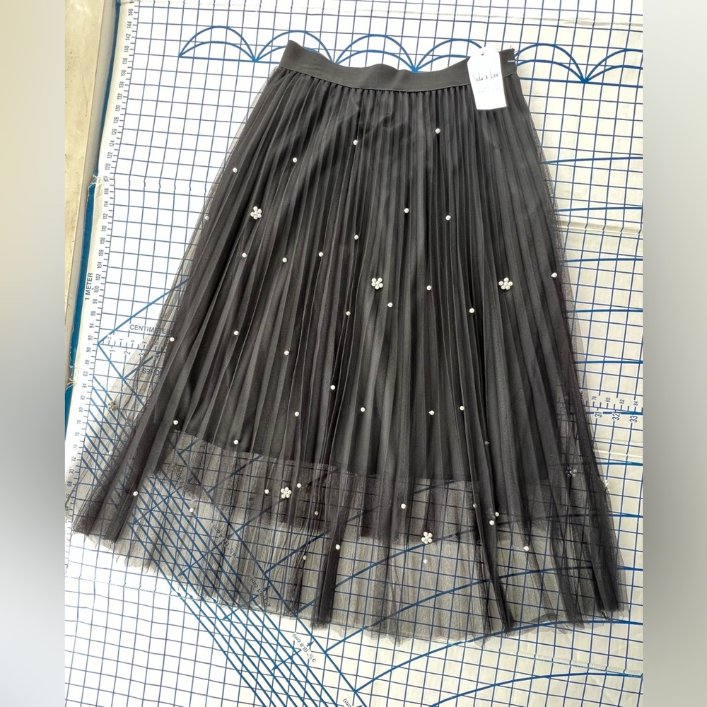 SADIE & LOVE Black Triple Layer Sheer Skirt RETRO MADONNA PEARL DETAIL NWT Sz L